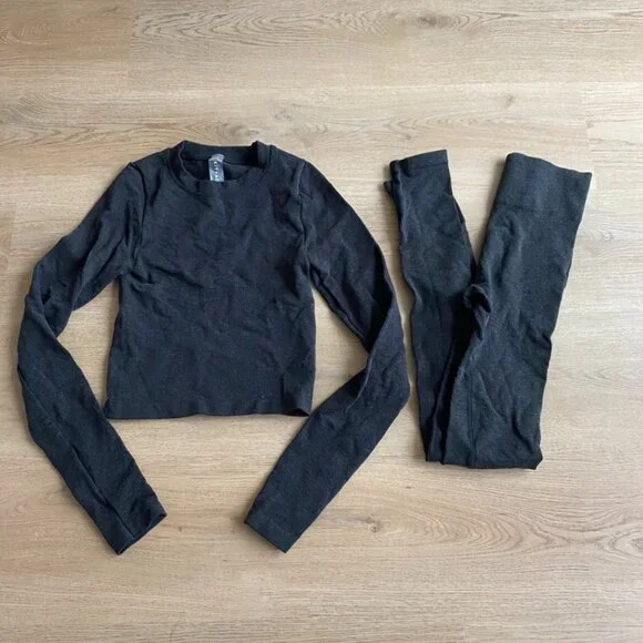 Kit & Ace Seamless Flexrib Set - Picture 3 of 7